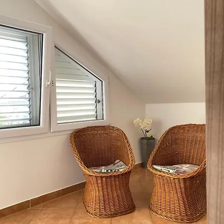 D.o.o. Yury Apartmán Trogir