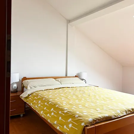 D.o.o. Yury Apartmán Trogir