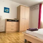 D.o.o. Yury Apartman Trogir