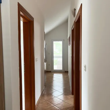 Apartment D.o.o. Yury *
